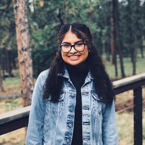 Meet your Posher, Lorena